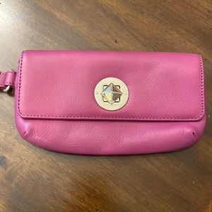 Kate Spade - Mauve wristlet leather bag